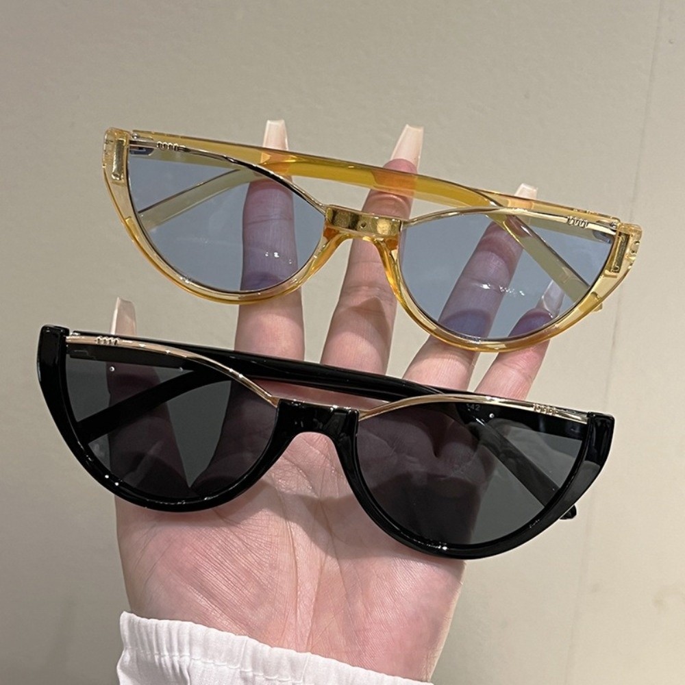 Street Fashion Photography - Gafas de Sol de Moda con
