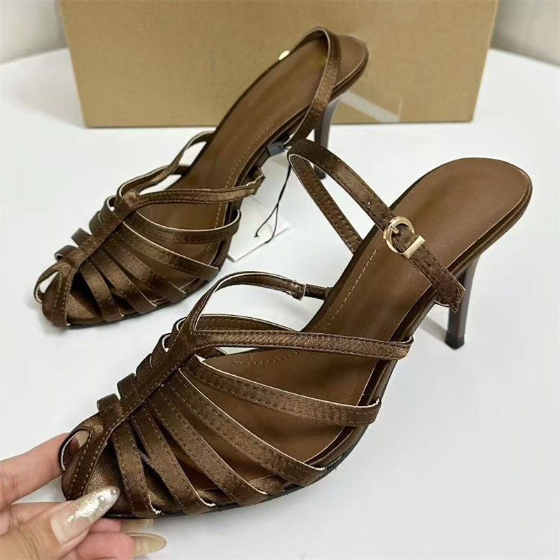 Sandalias de tacón alto fino c - Street Fashion Rome reseña y precio
