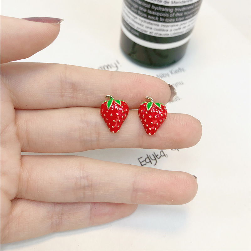 Pendientes acrílicos de fresa  - Street Fashion Earrings reseña y precio