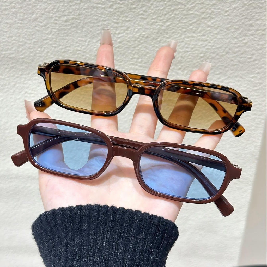Gafas de sol unisex KLASSNUM a - Street Fashion Shoot reseña y precio